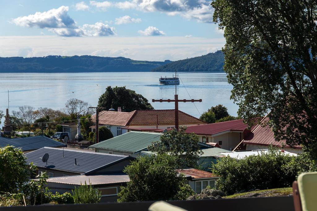 Lakeside City Apartments - Penthouse And Studio Rotorua Bagian luar foto