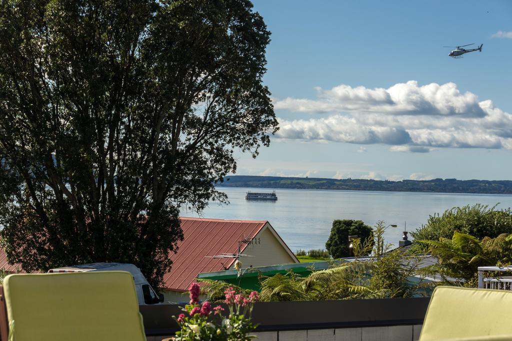 Lakeside City Apartments - Penthouse And Studio Rotorua Bagian luar foto