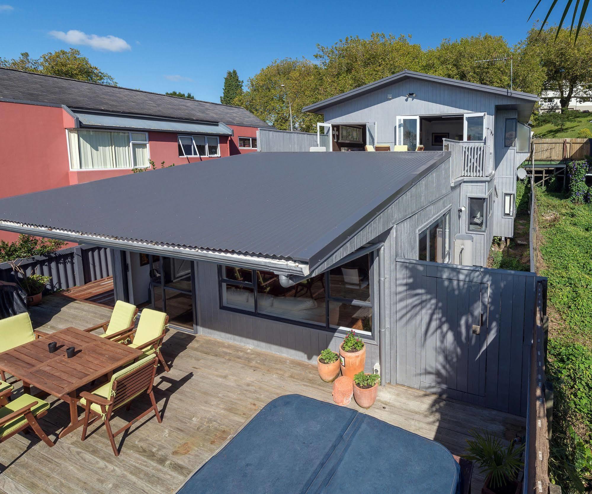 Lakeside City Apartments - Penthouse And Studio Rotorua Bagian luar foto