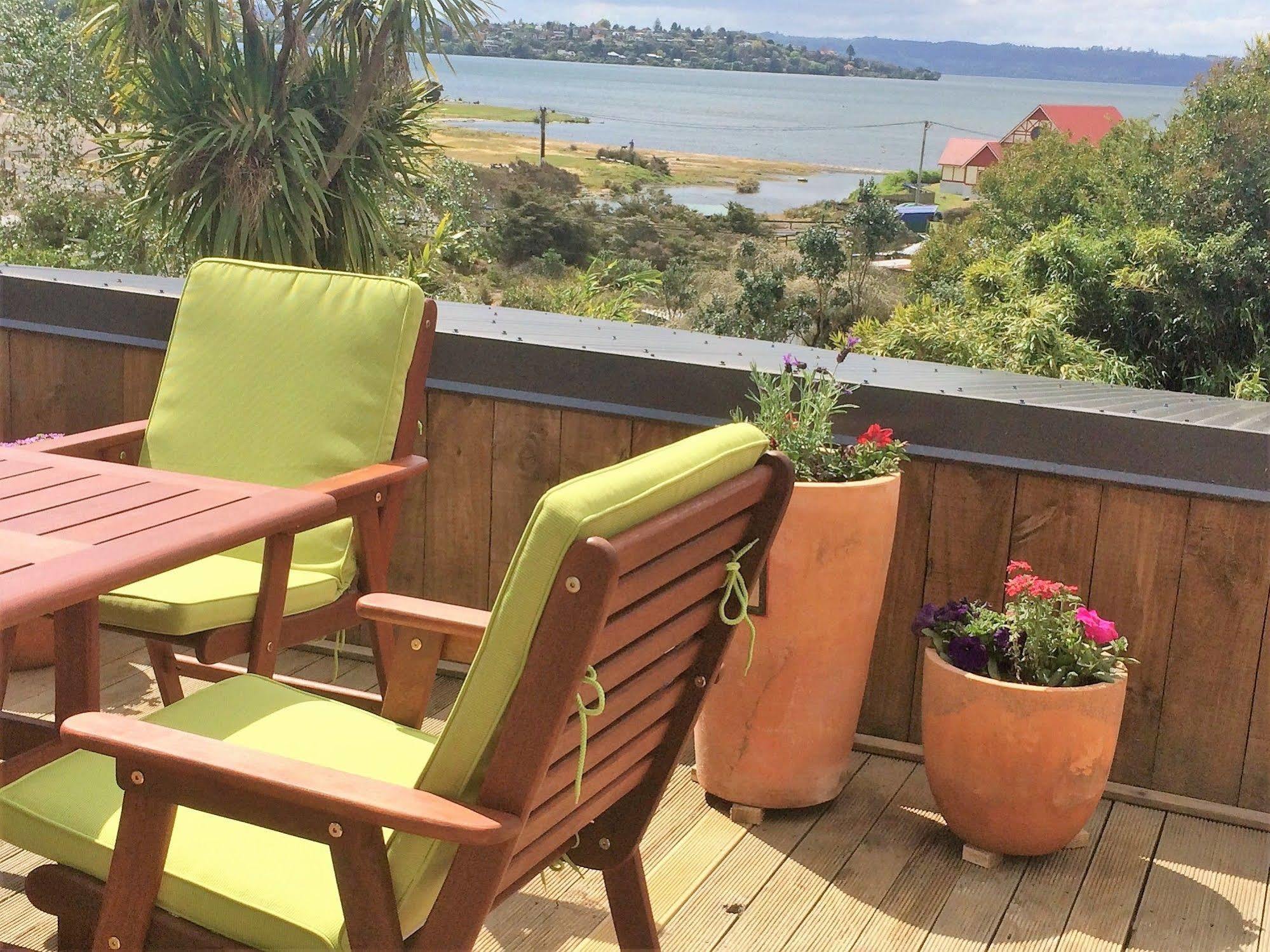 Lakeside City Apartments - Penthouse And Studio Rotorua Bagian luar foto