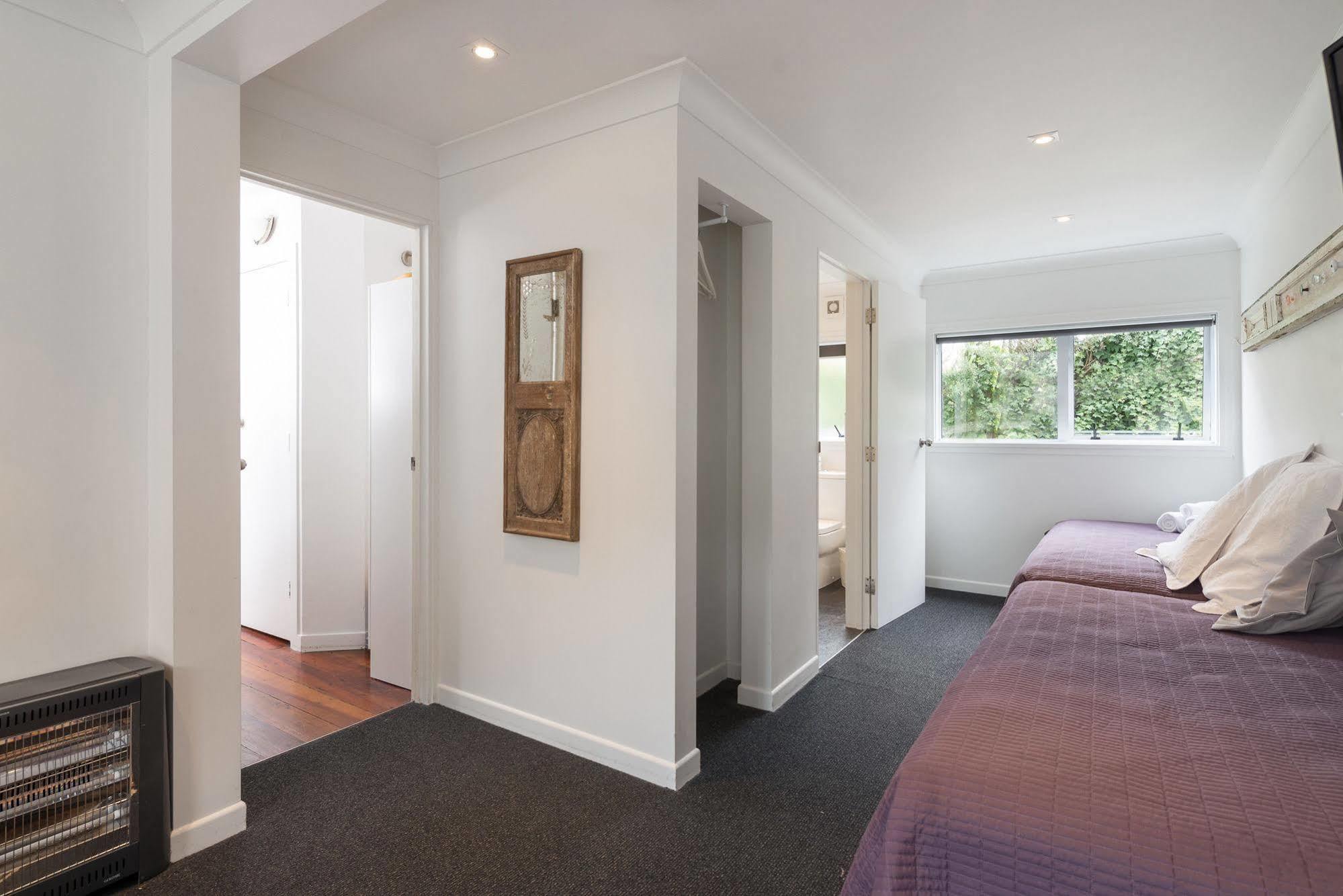 Lakeside City Apartments - Penthouse And Studio Rotorua Bagian luar foto